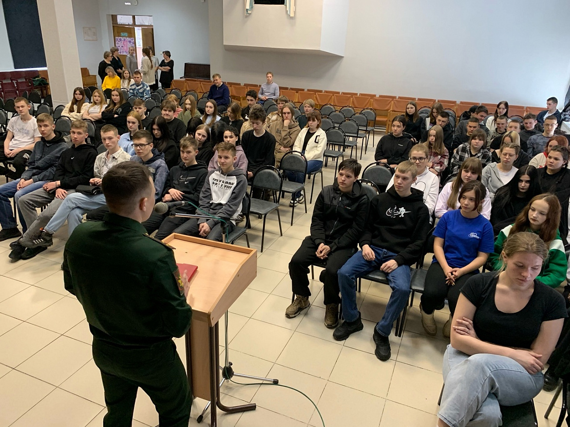 Есть такая профессия - Родину защищать