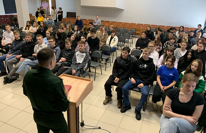 Есть такая профессия - Родину защищать