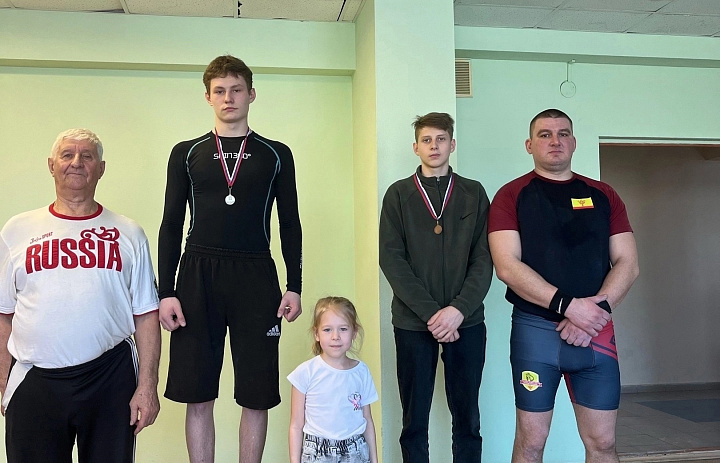Соревнования по гиревому спорту