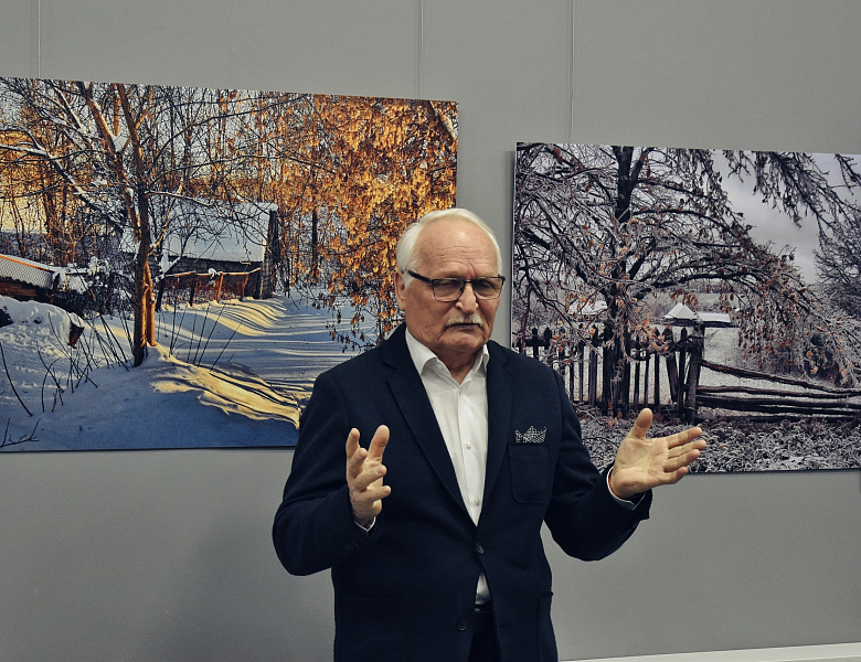 Открытие фотовыставки Владимира Елисеевича Макарова «Это всё моё родное…»