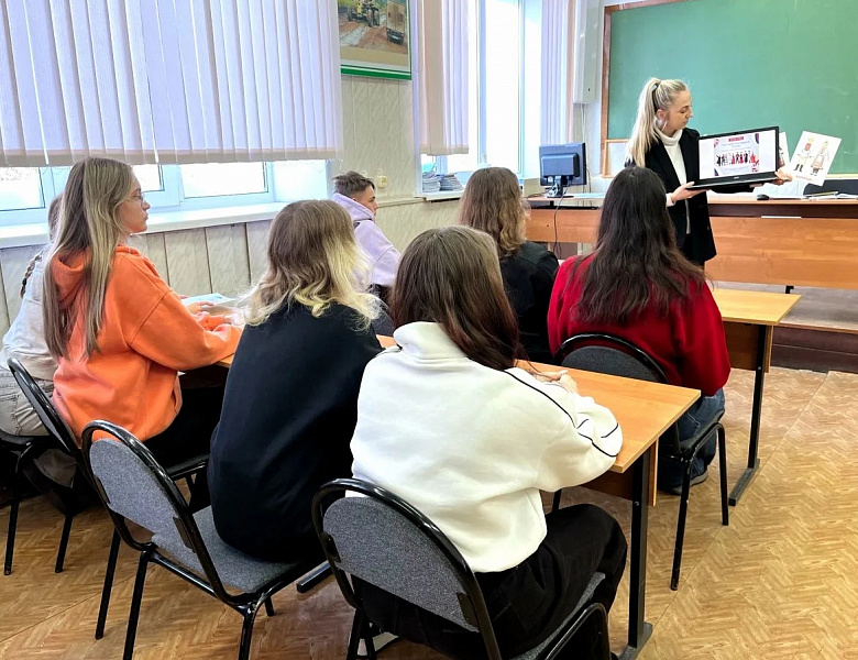 Кураторский час: укрепление межнационального единства