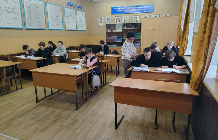 Открытый урок по математике на тему: «Иррациональные уравнения»