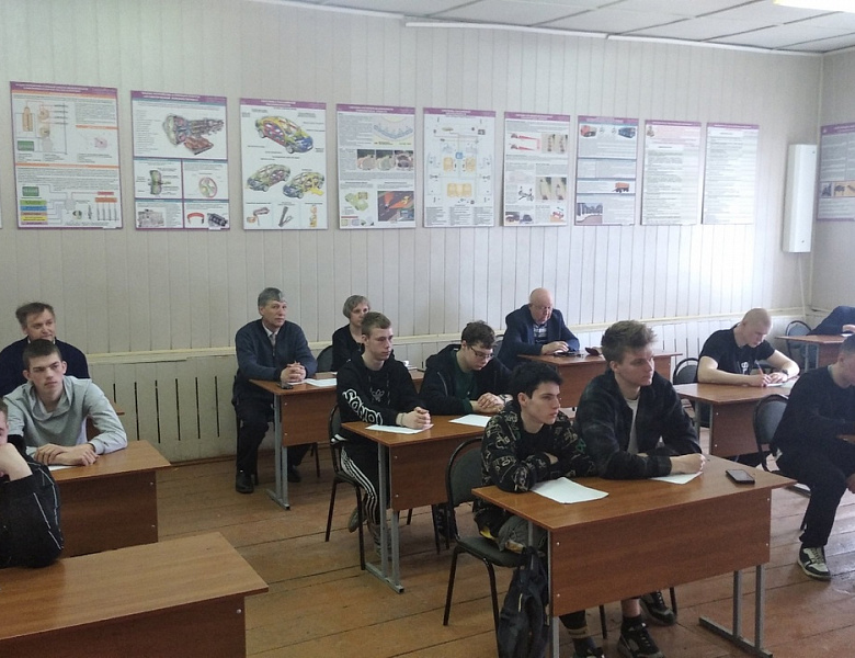 Открытое занятие по дисциплине «Правила безопасности дорожного движения»