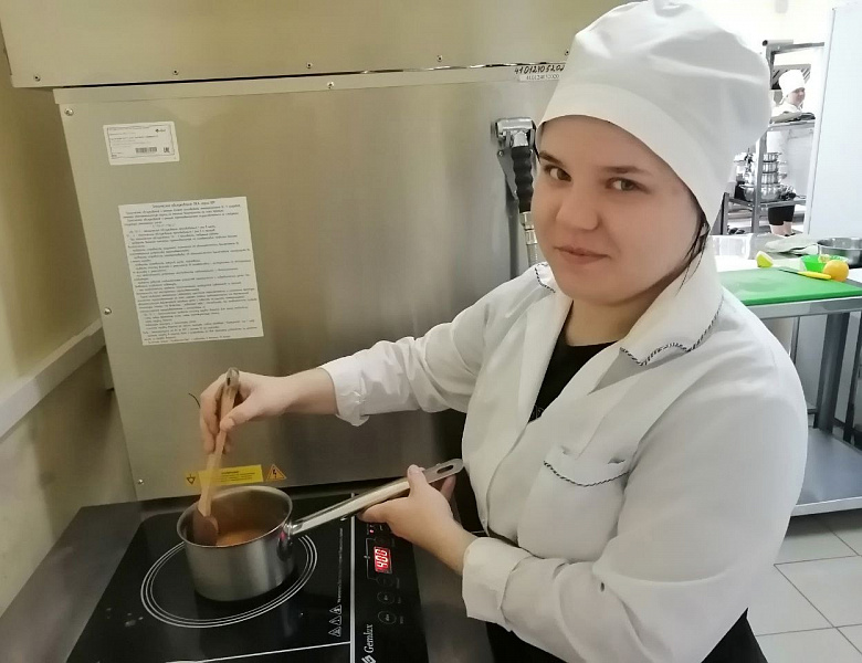  Продолжается государственная итоговая аттестация для студентов 43.01.09