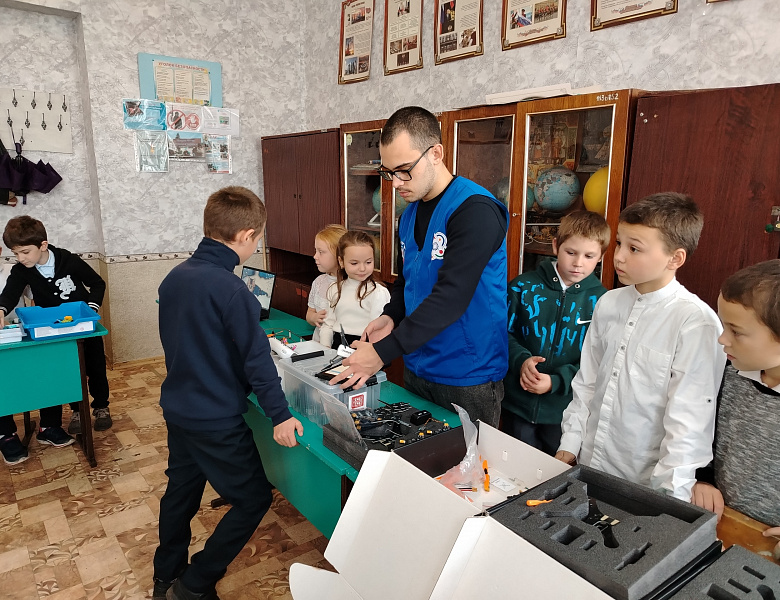 ОБРАЗОВАТЕЛЬНЫЙ ИНТЕНСИВ В ЗАПОРОЖЬЕ: ТЕХНИЧЕСКОЕ ТВОРЧЕСТВО И СОВРЕМЕННЫЕ ТЕХНОЛОГИИ