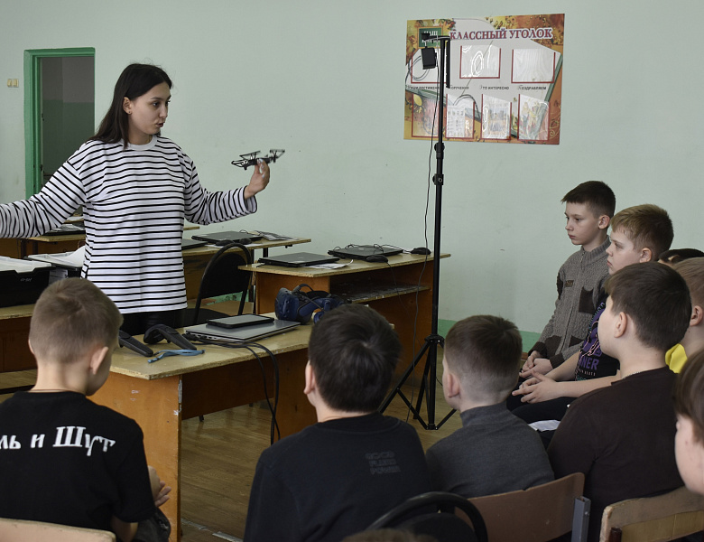  РАННЯЯ ПРОФОРИЕНТАЦИЯ: ОТКРЫТИЕ БУДУЩЕГО ВМЕСТЕ С ШКОЛЬНИКАМИ