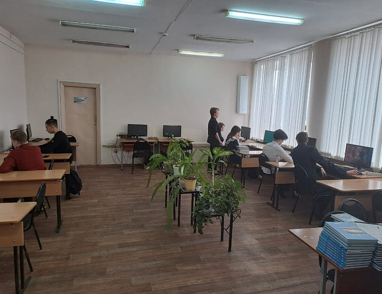 Ученики 10 классов продолжают участие в проекте "Учебно-производственные классы"