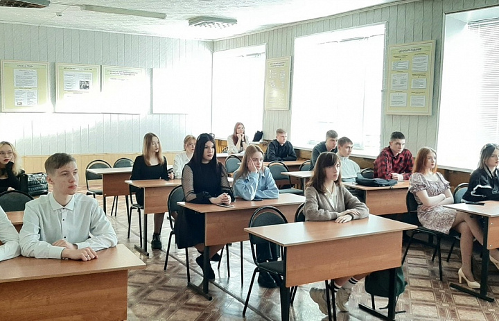 Продолжаем участвовать во Всероссийском проекте "Онлайн-занятия по финансовой грамотности"
