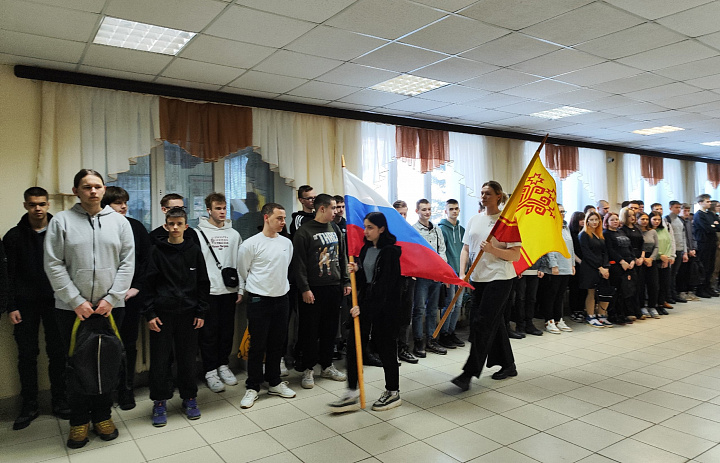 Вынос флагов 18 марта