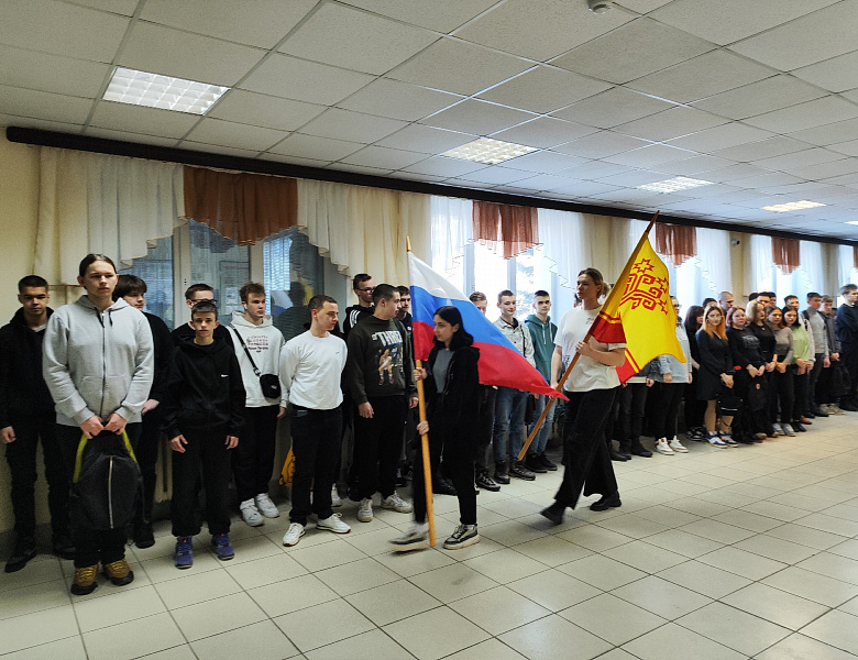 Вынос флагов 18 марта