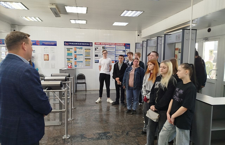 Студенты-выпускники совершили экскурсию на предприятие АО "Электроавтомат" 