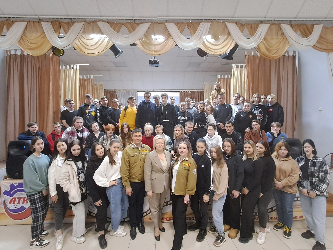  Встреча под девизом "Жить и работать в Чувашии"