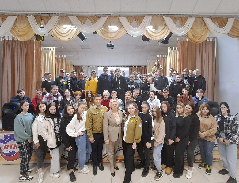  Встреча под девизом "Жить и работать в Чувашии"