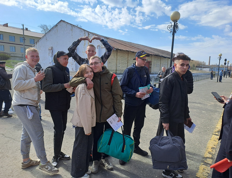 Отправились на стажировку