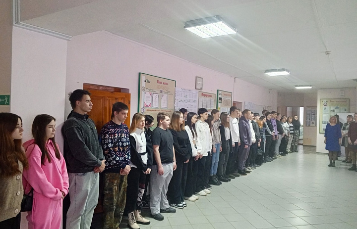 Вынос флагов 3 марта