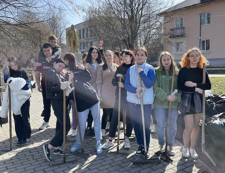 Субботник продолжается
