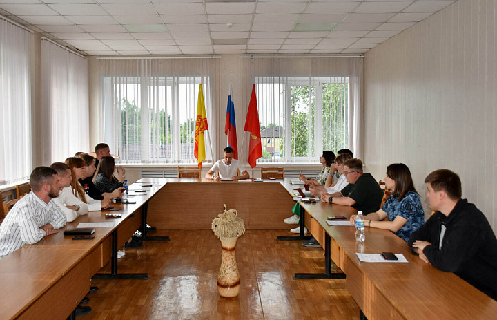 Первое заседание Молодёжного парламента