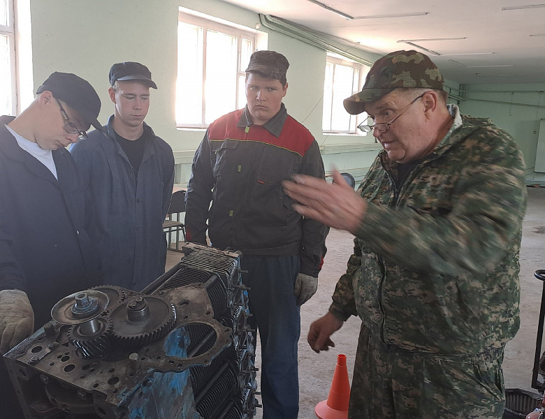 Продолжаем освещать первый опыт практической подготовки механиков