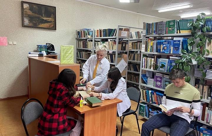 Будут ли в современном мире подростки читать?