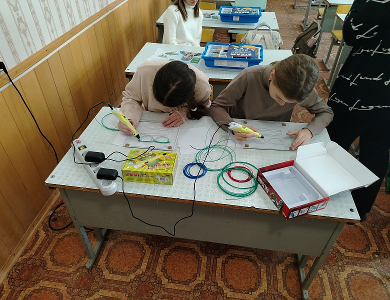 ОБРАЗОВАТЕЛЬНЫЙ ИНТЕНСИВ В ЗАПОРОЖЬЕ: ТЕХНИЧЕСКОЕ ТВОРЧЕСТВО И СОВРЕМЕННЫЕ ТЕХНОЛОГИИ