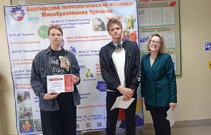 Двадцать первую рабочую неделю года начали с награждений! 