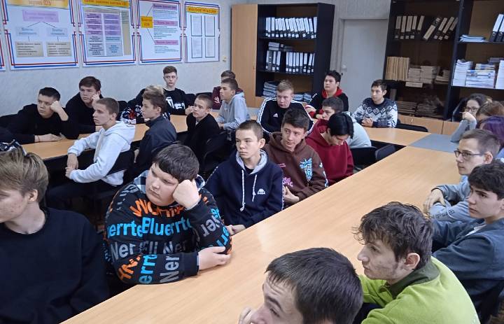 "Онлайн-занятия по финансовой грамотности"