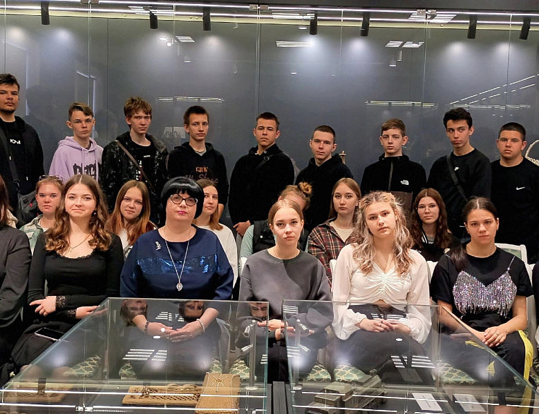 Фотовыставка «Вышитая карта России»