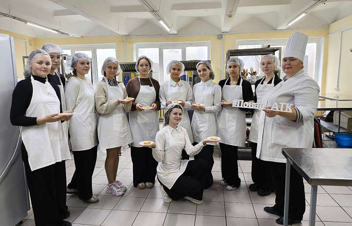 «Омлет с ароматом будущего: школьницы открыли секреты кулинарного мастерства!»