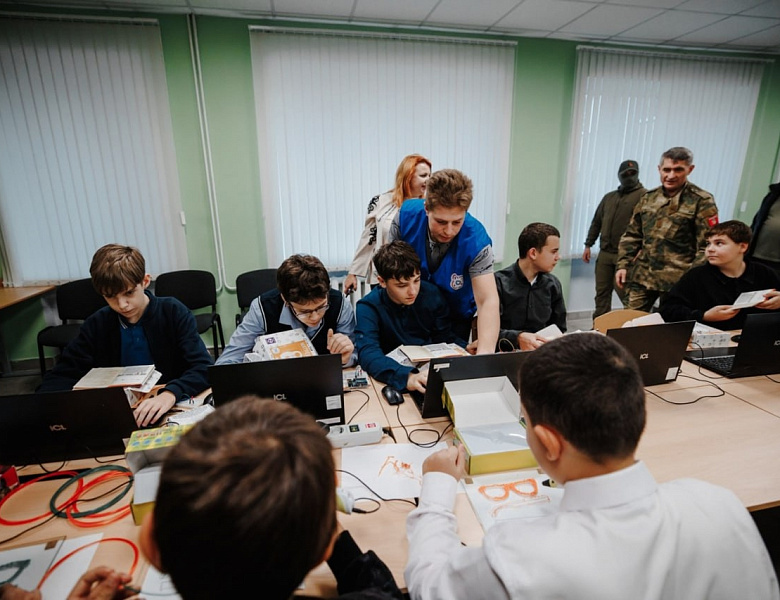 ОБРАЗОВАТЕЛЬНЫЙ ИНТЕНСИВ В ЗАПОРОЖЬЕ: ТЕХНИЧЕСКОЕ ТВОРЧЕСТВО И СОВРЕМЕННЫЕ ТЕХНОЛОГИИ