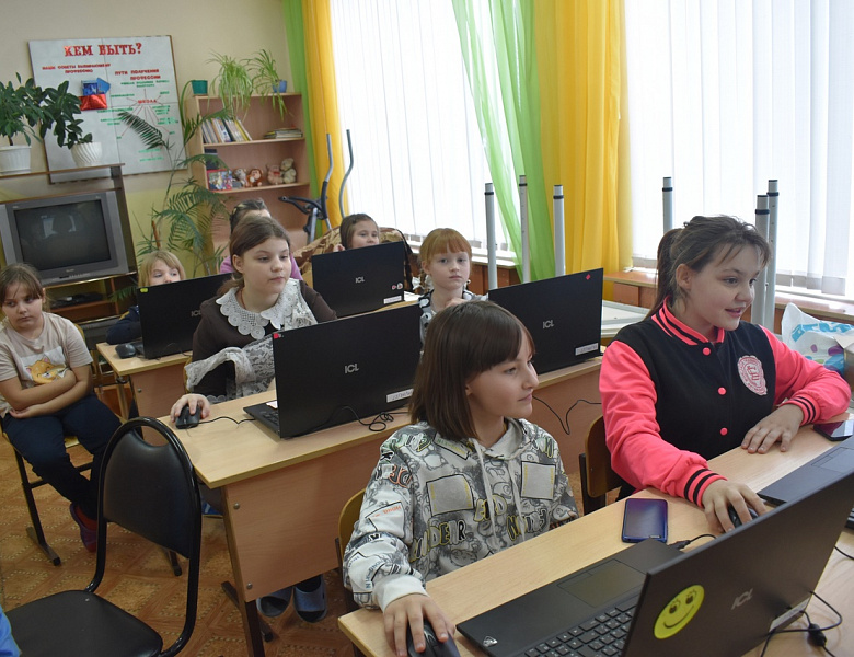 Дополнительное образование детям с особой судьбой
