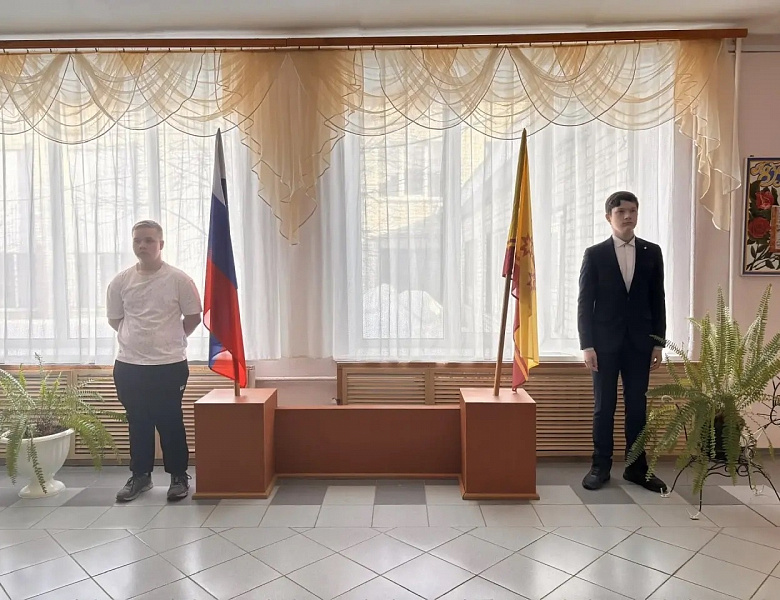 Вынос флагов 23 марта