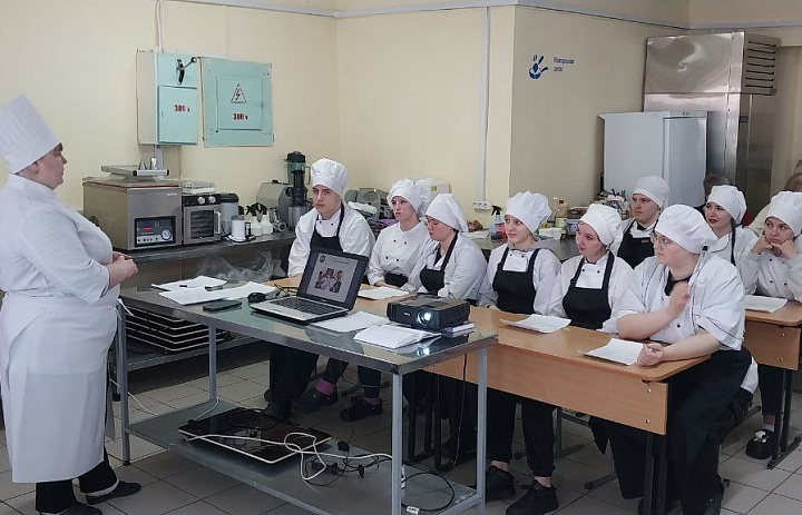 Открытый урок на тему «Приготовление куриных рулетов с грибами»