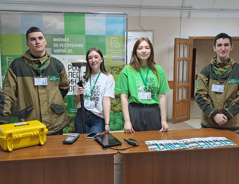 Студенты Алатырского технологического колледжа на Дне открытых дверей в Волгатехе!