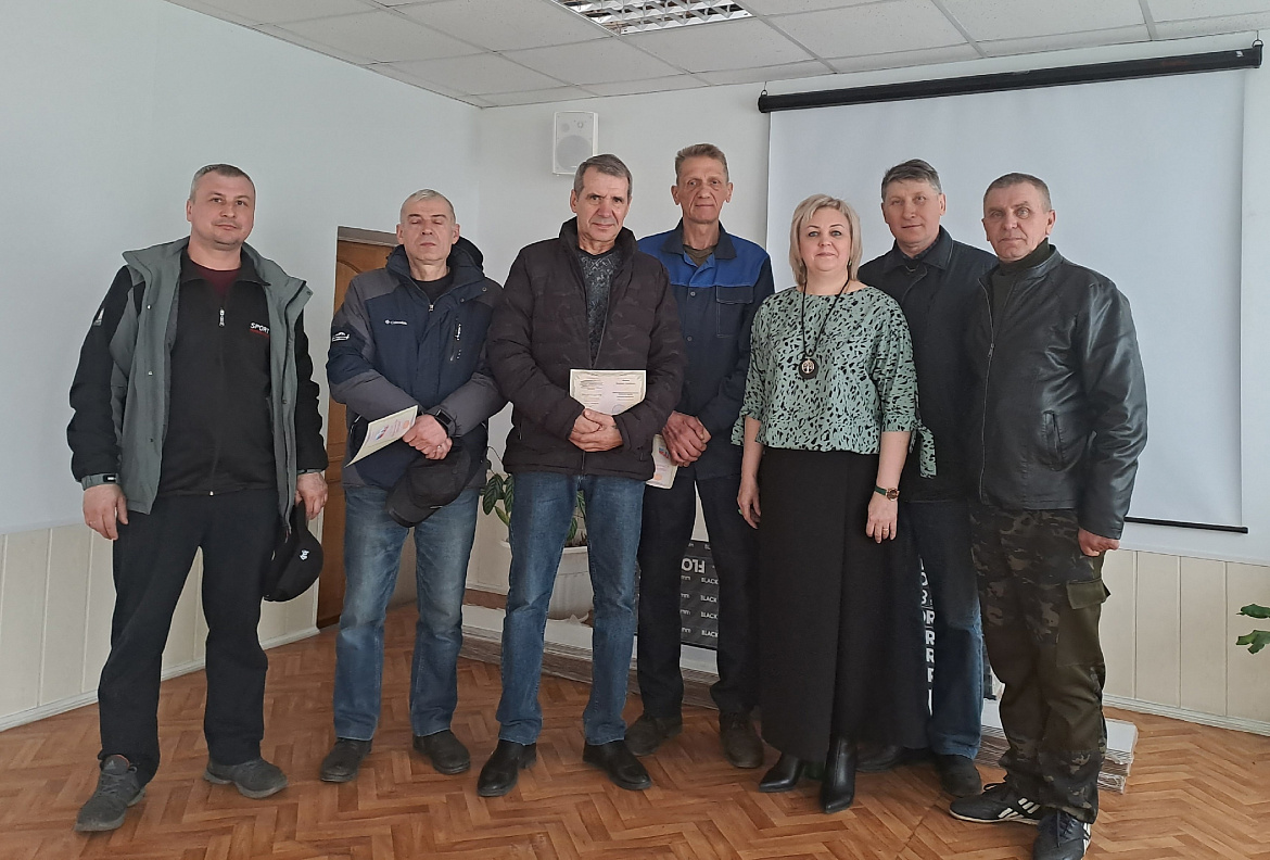 Вручение свидетельств о повышении квалификации