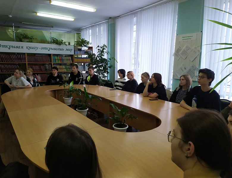 «Со знанием дела: рабочие профессии на рынке труда»