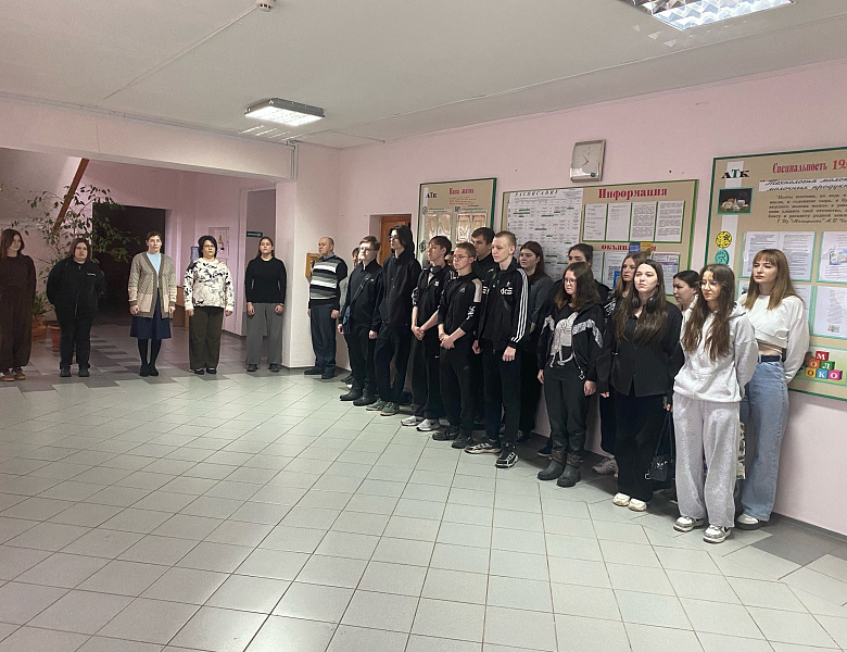 Вынос флагов 20 апреля