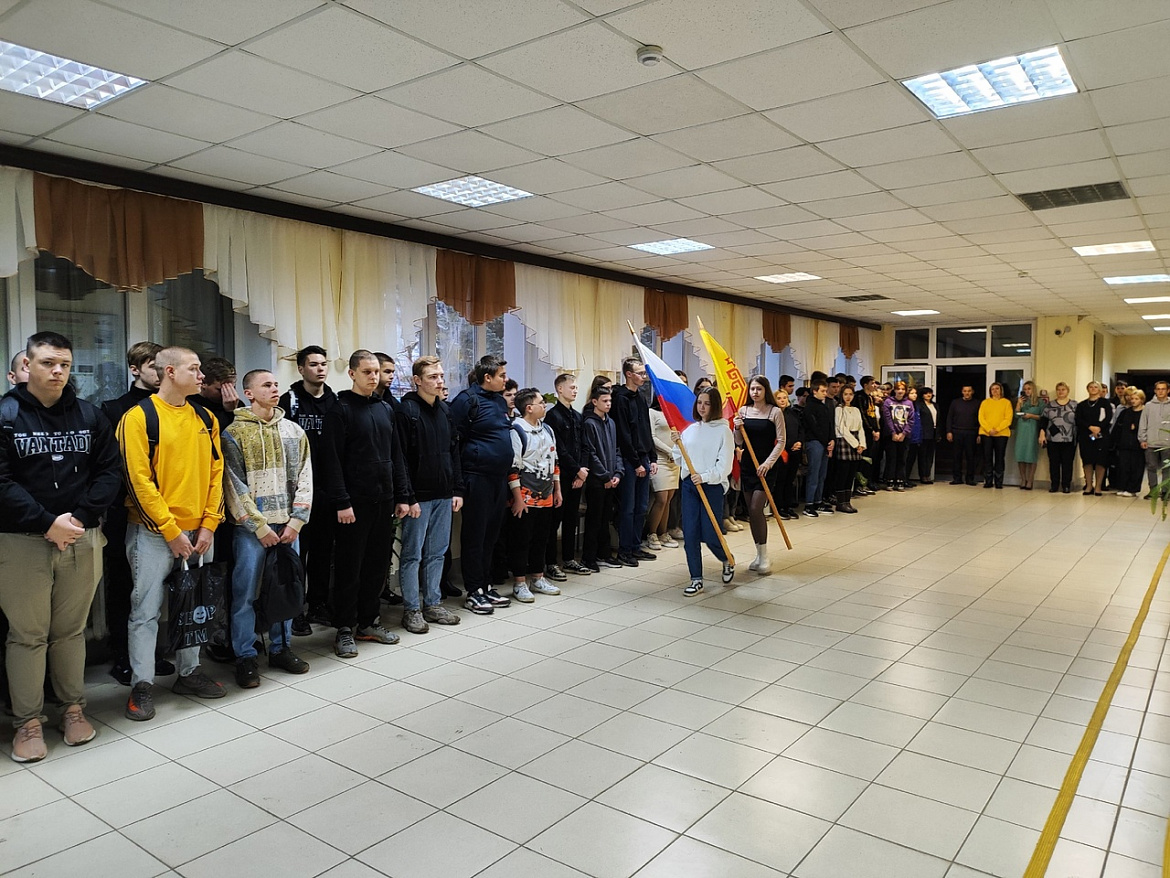Поднятие флагов 23 октября