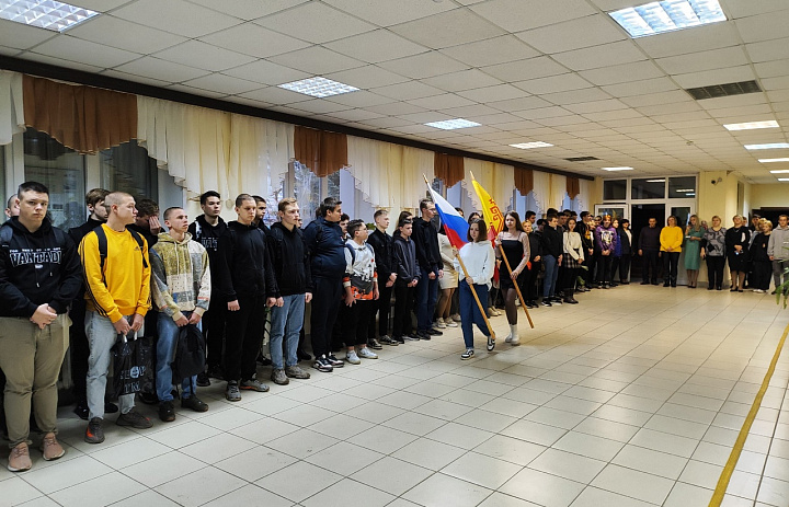 Поднятие флагов 23 октября