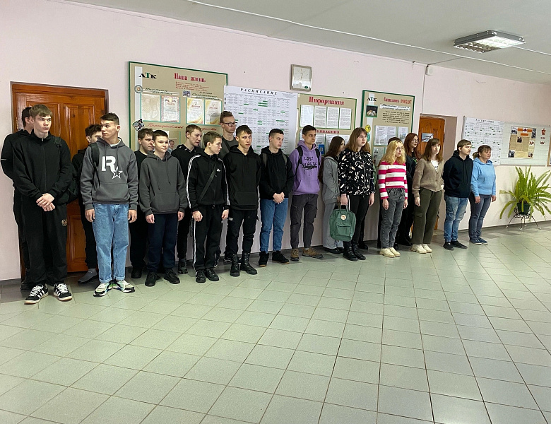Вынос флагов 26 февраля