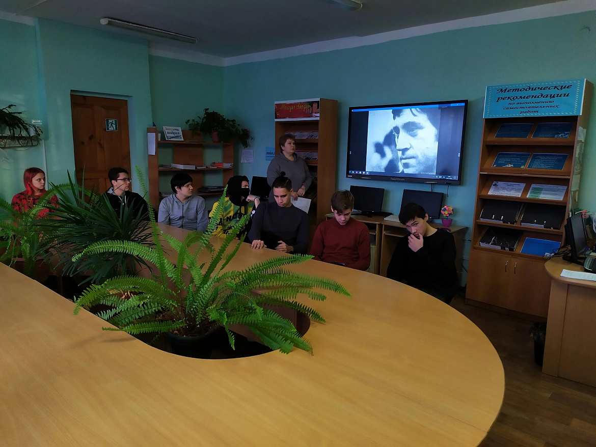 «Я всегда во всё светлое верил…»