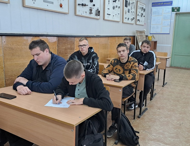  Дан старт курсу «Сварщик ручной дуговой сварки плавящимся покрытым электродом»