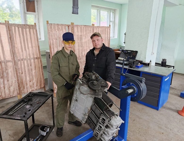 Завершение испытаний для будущих механиков!