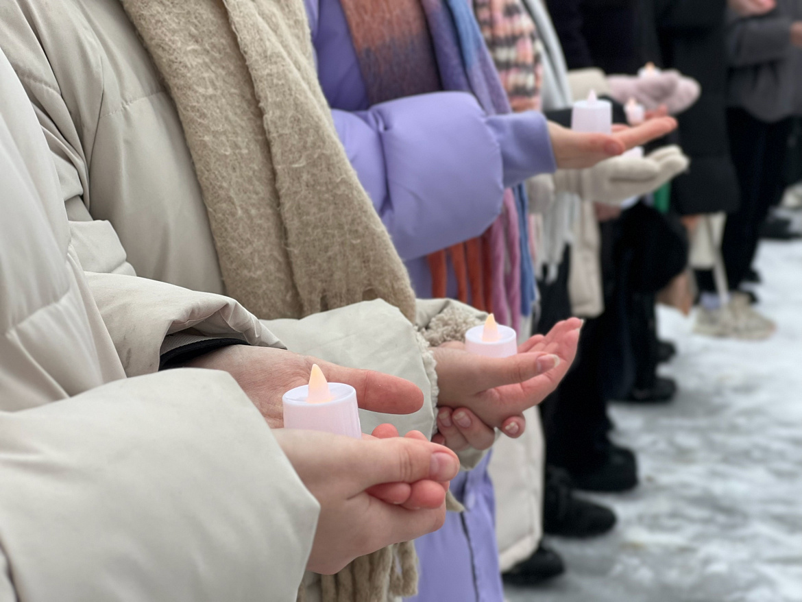 Студенты колледжа - участники митинга