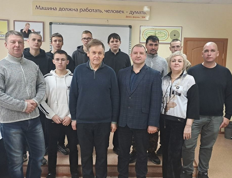 Новости профессионального обучения: внутренний квалификационный экзамен