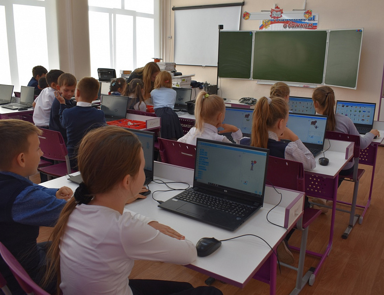 В МБОУ "Стемасская ООШ" началась образовательная сессия