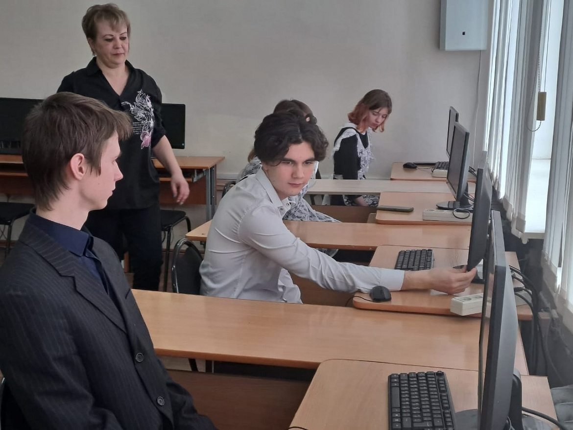 Ученики 10 классов продолжают участие в проекте "Учебно-производственные классы"