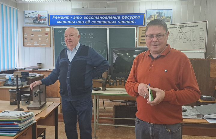 Студенты  колледжа осваивают  профессию «Сварщик ручной дуговой сварки плавящимся покрытым электродом»