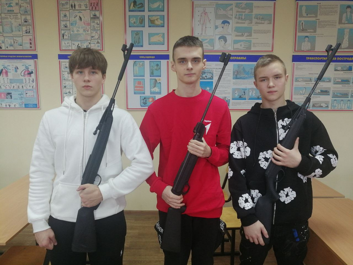 Соревнование по стрельбе на призы Деда Мороза