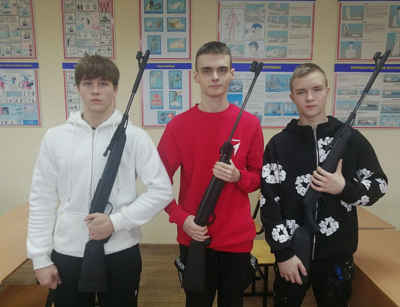 Соревнование по стрельбе на призы Деда Мороза