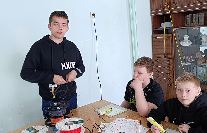 Роботы, виртуальная реальность и магия 3D: как «Кванториум» превратил школьные каникулы в научную фантастику